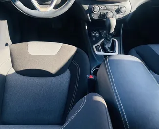 Jeep Cherokee 2017 pieejams noma Kutaisi, ar neierobežots kilometru limitu.