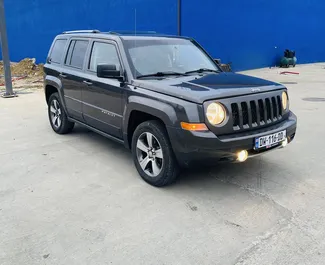 Pronájem Jeep Patriot. Auto typu Komfort, SUV k pronájmu v Gruzii ✓ Bez zálohy ✓ Možnosti pojištění: TPL, SCDW, FDW, Krádež, Young.