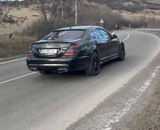 Двигун Бензин 90,0 л. - Орендуйте Mercedes-Benz S-Class у Тбілісі.