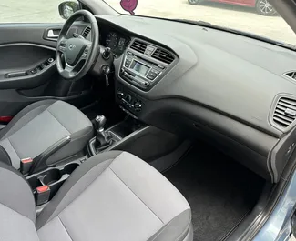 Hyundai i20 2017 s pohonem Přední pohon, dostupné v Soluni.