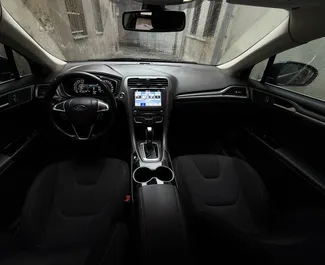 Ford Mondeo 2016 pieejams noma Tbilisi, ar neierobežots kilometru limitu.