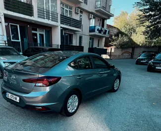 Alquiler de Hyundai Elantra. Coche Confort, Premium para alquilar en Georgia ✓ Depósito de 150 GEL ✓ opciones de seguro TPL, SCDW, Pasajeros, Robo, Sin depósito.