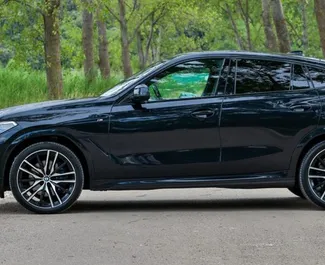 تأجير سيارة BMW X6 رقم 12168 بناقل حركة أوتوماتيكي في في بيسيتشي، مجهزة بمحرك 3,0 لتر ➤ من إيفان في في الجبل الأسود.