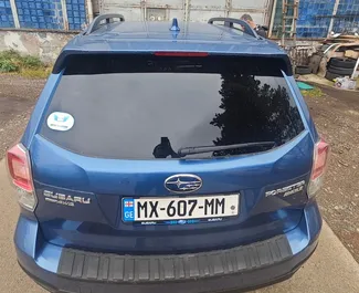 Interiér Subaru Forester na prenájom v v Gruzínsku. Skvelé auto so sedadlami pre 5 osôb s prevodovkou Automatické.