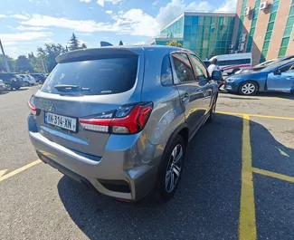 تأجير سيارة Mitsubishi Outlander Sport رقم 15642 بناقل حركة أوتوماتيكي في في مطار كوتايسي، مجهزة بمحرك 2,0 لتر ➤ من نيكا في في جورجيا.