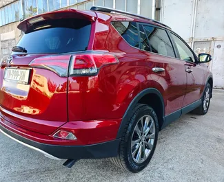 Benzin 2,5L motor a Toyota Rav4 2018 modellhez bérlésre a Kutaiszi repülőtéren.