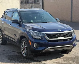 Pronájem Kia Seltos. Auto typu Ekonomická, Komfort, Crossover k pronájmu v Arménii ✓ Vklad 350 USD ✓ Možnosti pojištění: TPL, CDW, FDW, V zahraničí, Young, Bez vkladu.