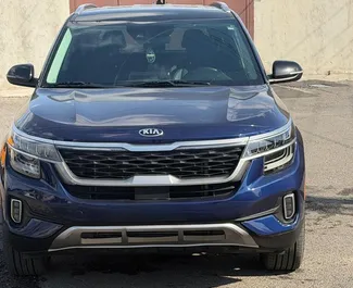 Kia Seltos 2021 k dispozici k pronájmu v Jerevanu, s omezením ujetých kilometrů neomezené.