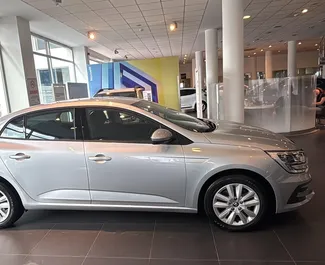 Ενοικίαση αυτοκινήτου Renault Megane Sedan 2026 στην Τουρκία, περιλαμβάνει ✓ καύσιμο Βενζίνη και 140 ίππους ➤ Από 39 USD ανά ημέρα.