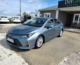 Alquiler de coches Toyota Corolla Sedan 2023 en Turquía, con ✓ combustible de Gasolina y 123 caballos de fuerza ➤ Desde 35 USD por día.