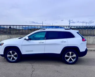 Petrol 60.0L engine of Jeep Cherokee 2018 for rental in Tbilisi.