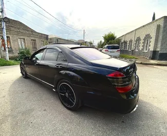Автопрокат Mercedes-Benz S-Class у Тбілісі, Грузія ✓ #15636. ✓ Автомат КП ✓ Відгуків: 0.