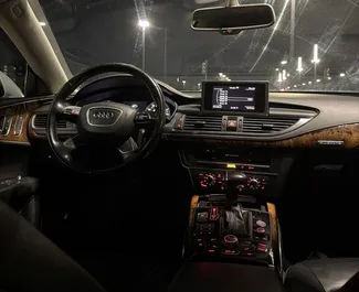 Audi A7 2014 bérelhető Tiranában, korlátlan kilométeres határral.