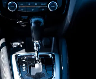 Nissan Qashqai 2016 med Frontdrift-system, tilgjengelig i Podgorica.