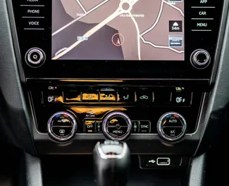 Skoda Octavia Combi nuoma. Komfortiškas automobilis nuomai Juodkalnijoje ✓ Depozitas 200 EUR ✓ Draudimo pasirinkimai: TPL, CDW, SCDW, FDW, Vagystė, Užsienyje, Jaunimas, Jokio indėlio.