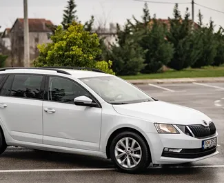 Skoda Octavia Combi 2018 galimas nuomai Podgoricoje, su neribotas kilometrų apribojimu.