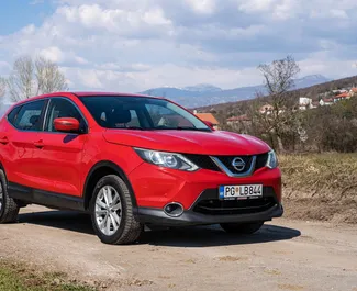 Bilutleie av Nissan Qashqai 2016 i i Montenegro, inkluderer ✓ Diesel drivstoff og 120 hestekrefter ➤ Starter fra 30 EUR per dag.