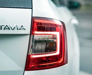 Nuomokite Skoda Octavia Combi vietoje Podgorica, Juodkalnija