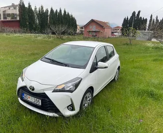 1.5L 엔진이 장착된 포드고리차 공항의 Toyota Yaris #15709 자동 차량 대여 ➤ Yan 몬테네그로에서에서 제공.