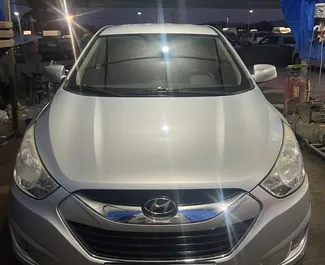 in Durres, 알바니아에서 대여하는 Hyundai Tucson의 전면 뷰 ✓ 차량 번호#16119. ✓ 자동 변속기 ✓ 0 리뷰.