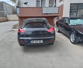 Двигатель Бензин 3,0 л. – Арендуйте Porsche Panamera в Тбилиси.