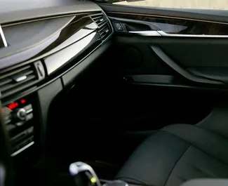 Hybride 2,0L Moteur de BMW X5 2017 à louer à Batumi.