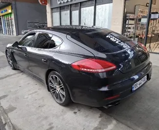 Porsche Panamera – автомобиль категории Премиум, Люкс напрокат в Грузии ✓ Депозит 300 GEL ✓ Страхование: ОСАГО, Полное КАСКО, Пассажиры, От угона, Молодой.
