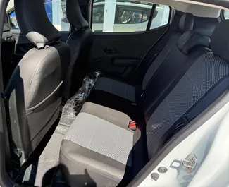 튀니지에서에서 대여하는 Dacia Sandero Stepway 2025 차량, 특징: ✓Petrol 연료 및 6마력 ➤ 하루 70 EUR부터 시작.