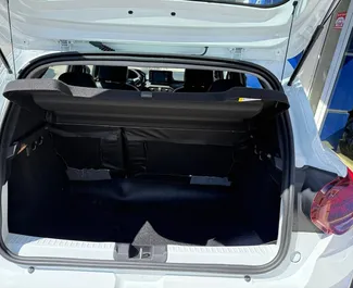 튀니지에서에서 대여하는 Renault Clio 5 2025 차량, 특징: ✓Petrol 연료 및 6마력 ➤ 하루 53 EUR부터 시작.