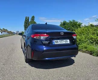 Toyota Corolla Sedan 2019 location de voiture en Géorgie, avec ✓ Essence carburant et 120 chevaux ➤ À partir de 105 GEL par jour.