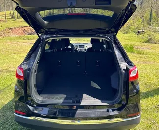 Chevrolet Equinox nuoma. Komfortiškas, Krosas automobilis nuomai Gruzijoje ✓ Be užstato ✓ Draudimo pasirinkimai: TPL, CDW.