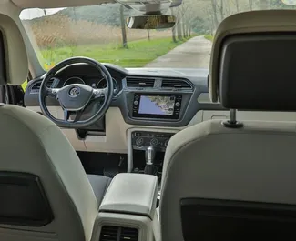 Nuomokite Volkswagen Tiguan vietoje Becicici, Juodkalnija