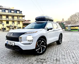 Автопрокат Mitsubishi Outlander в Тбилиси, Грузия ✓ №16023. ✓ Автомат КП ✓ Отзывов: 0.