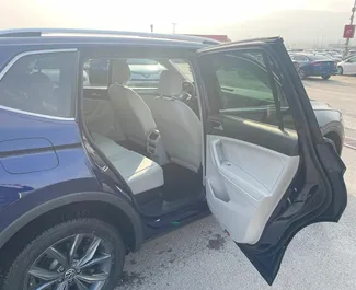 Benzīns 2,0L dzinējs Volkswagen Tiguan 2023 nomai Tbilisi.