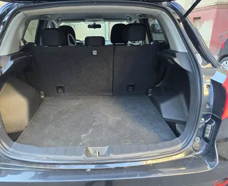 Mitsubishi Outlander Sport 2018 con sistema de Tracción en las cuatro ruedas, disponible en el aeropuerto de Tiflis.