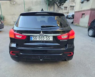 Mitsubishi Outlander Sport 2018 disponible para alquilar en el aeropuerto de Tiflis, con límite de millaje de ilimitado.