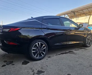 JAC J7 2025 araç kiralama Kazakistan'da, ✓ Benzin yakıt ve 150 beygir gücü özellikleriyle ➤ Günde başlayan fiyatlarla 21000 KZT.