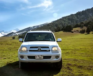 Prenájom auta Toyota Sequoia I #16269 s prevodovkou Automatické v v Biškeku, vybavené motorom 4,7L ➤ Od Stanislav v v Kirgizsku.