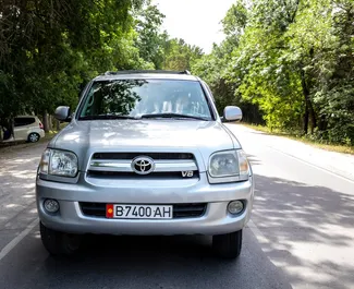 Predný pohľad na prenajaté auto Toyota Sequoia I v v Biškeku, Kirgizsko ✓ Auto č. 16274. ✓ Prevodovka Automatické TM ✓ Hodnotenia 0.