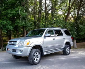 Prenájom auta Toyota Sequoia I 2007 v v Kirgizsku, s vlastnosťami ✓ palivo Benzín a výkon  koní ➤ Od 140 USD za deň.