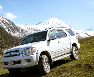 Prenájom Toyota Sequoia I. Auto typu Komfort, Premium, SUV na prenájom v v Kirgizsku ✓ Vklad 500 USD ✓ Možnosti poistenia: TPL, CDW.