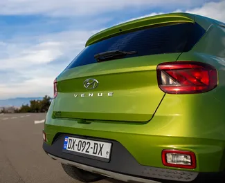 Pronájem auta Hyundai Venue 2019 v Gruzii, s palivem Benzín a výkonem 121 koní ➤ Cena od 81 GEL za den.