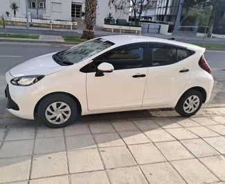 Rendiauto esivaade Toyota Aqua Limassolis, Küpros ✓ Auto #16351. ✓ Käigukast Automaatne TM ✓ Arvustused 0.