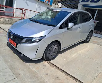Pronájem Nissan Note. Auto typu Ekonomická, Komfort k pronájmu na Kypru ✓ Vklad 350 EUR ✓ Možnosti pojištění: TPL, CDW.