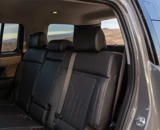Hyundai Santa Fe 대여. 조지아에서에서 대여 가능한 편안함, 크로스오버 차량 ✓ 560 GEL의 보증금 ✓ TPL, CDW, SCDW, FDW, 승객, 도난 보험 옵션.