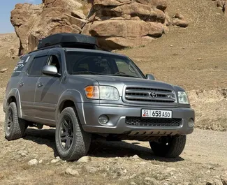 Автопрокат Toyota Sequoia I в Бишкеке, Киргизия ✓ №16337. ✓ Автомат КП ✓ Отзывов: 0.