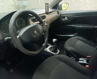 Motor Diesel 1,6L Peugeot 301 2020 k pronájmu na letišti Tirana.
