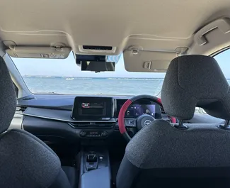 Pronájem auta Nissan Note 2022 na Kypru, s palivem Hybridní a výkonem 80 koní ➤ Cena od 35 EUR za den.