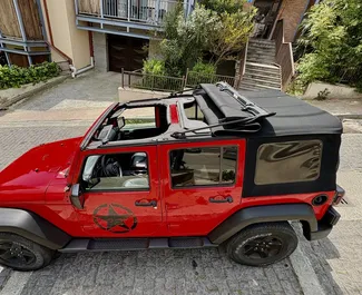 Jeep Wrangler 2017 для аренды в Тбилиси. Лимит пробега не ограничен.