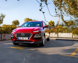 Pronájem auta Hyundai Kona 2019 v Gruzii, s palivem Benzín a výkonem 147 koní ➤ Cena od 94 GEL za den.